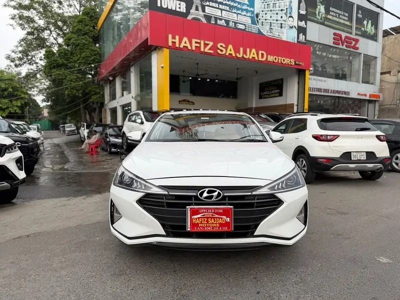Hyundai Elantra