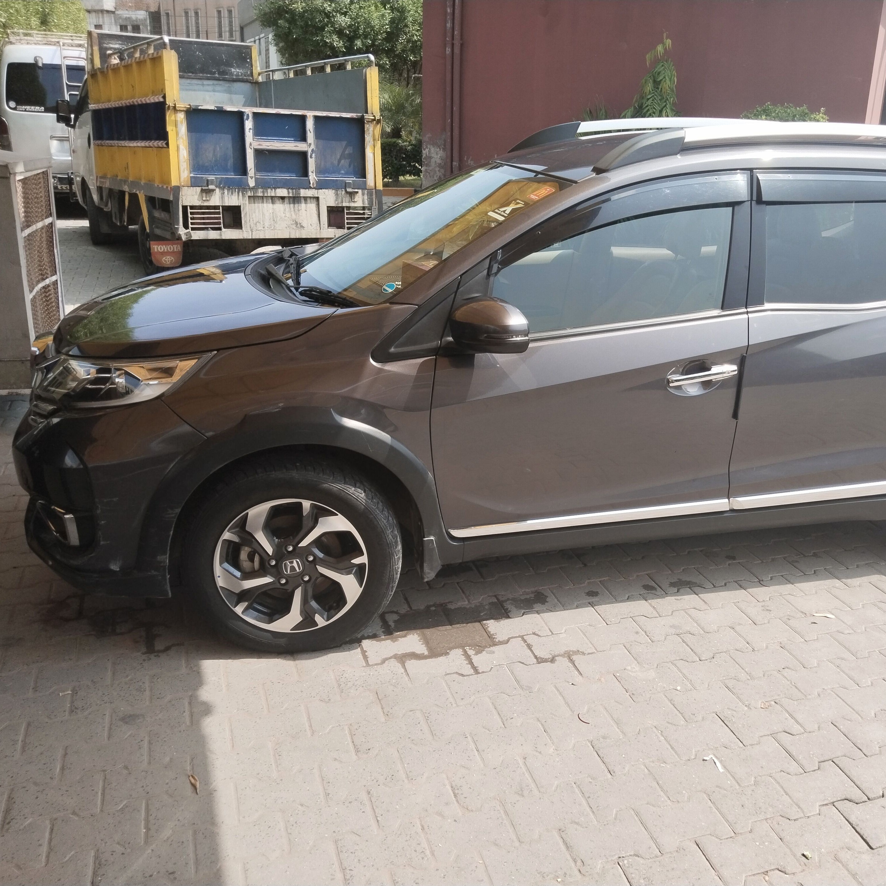 Honda BR-V i-VTEC S - photo 1