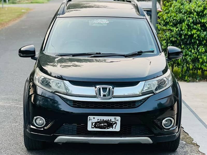 Honda BR-V i-VTEC S 1497cc, Automatic, Petrol - photo 1