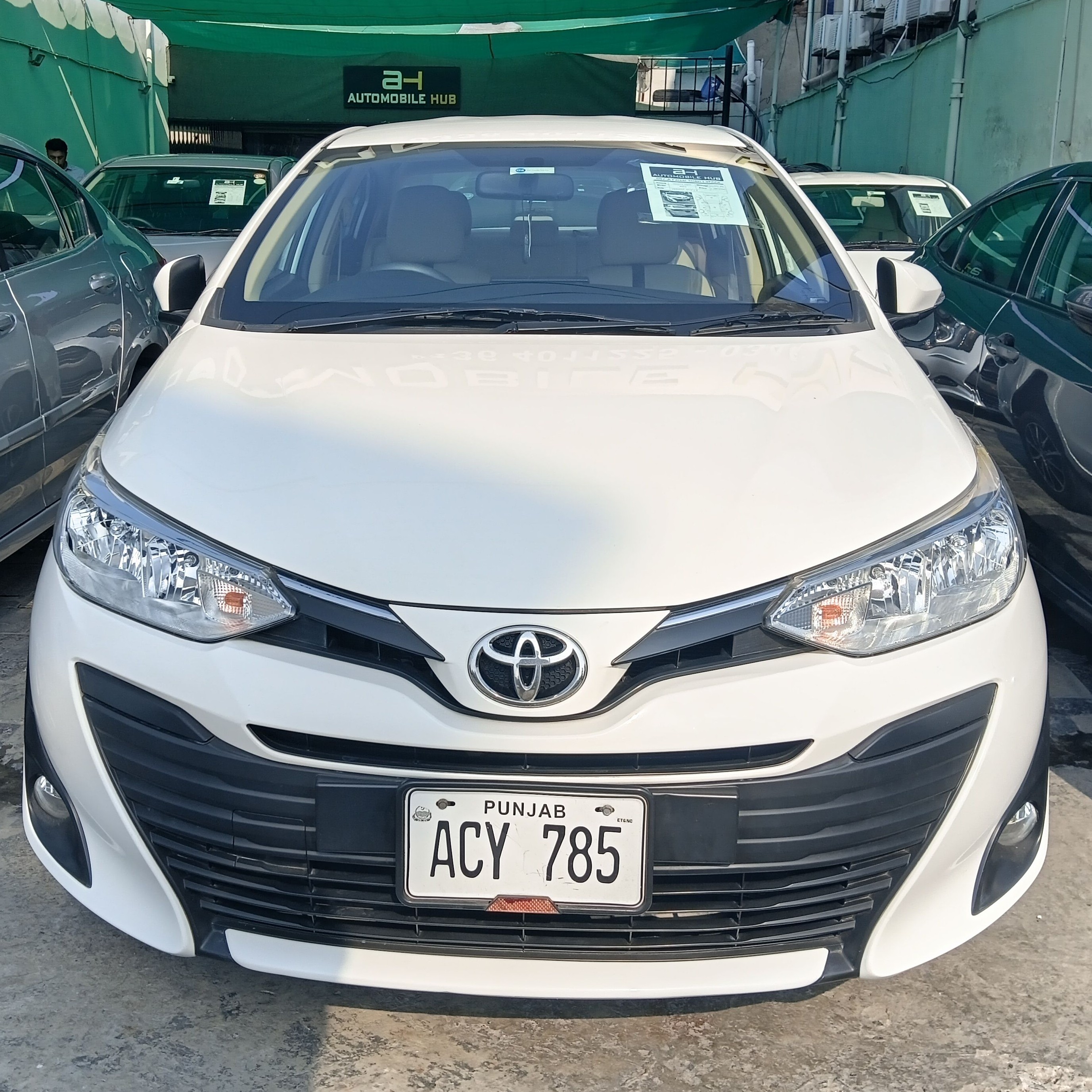 Toyota Yaris ATIV CVT 1.3 - photo 1