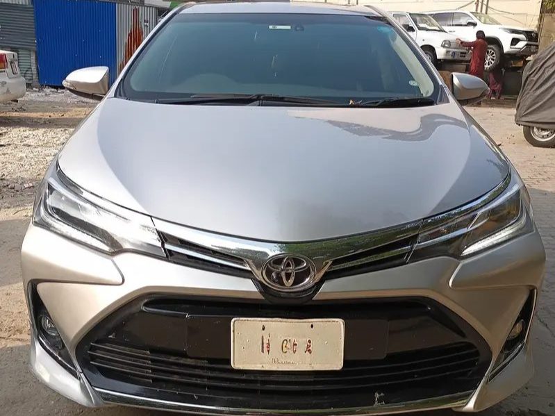Toyota Corolla Altis 1.6 X CVT-i 1598cc, Automatic, Petrol - photo 1