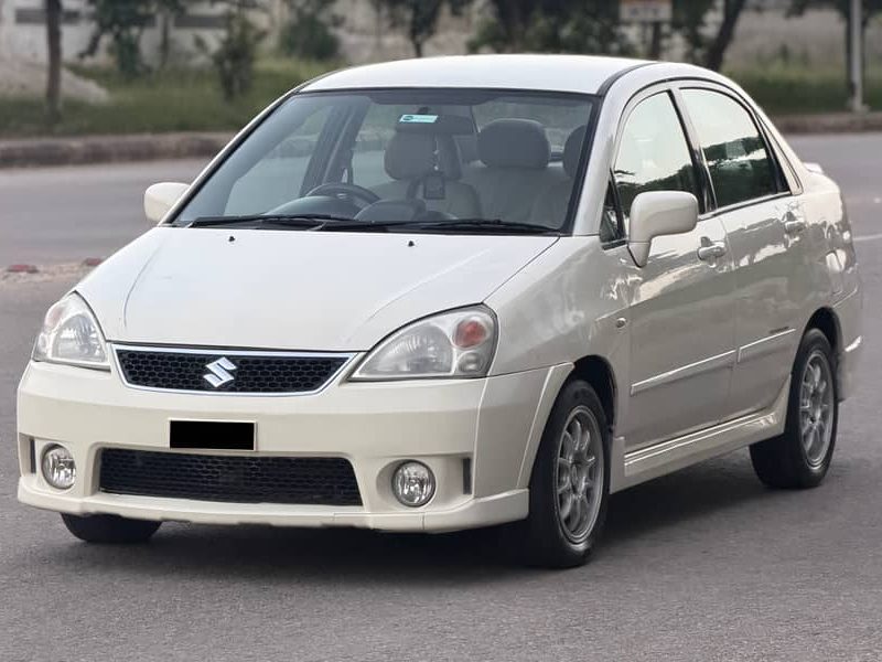 Suzuki Liana