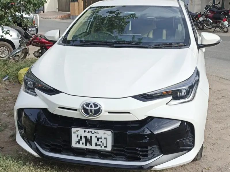 Toyota Yaris ATIV CVT 1.3 - photo 1