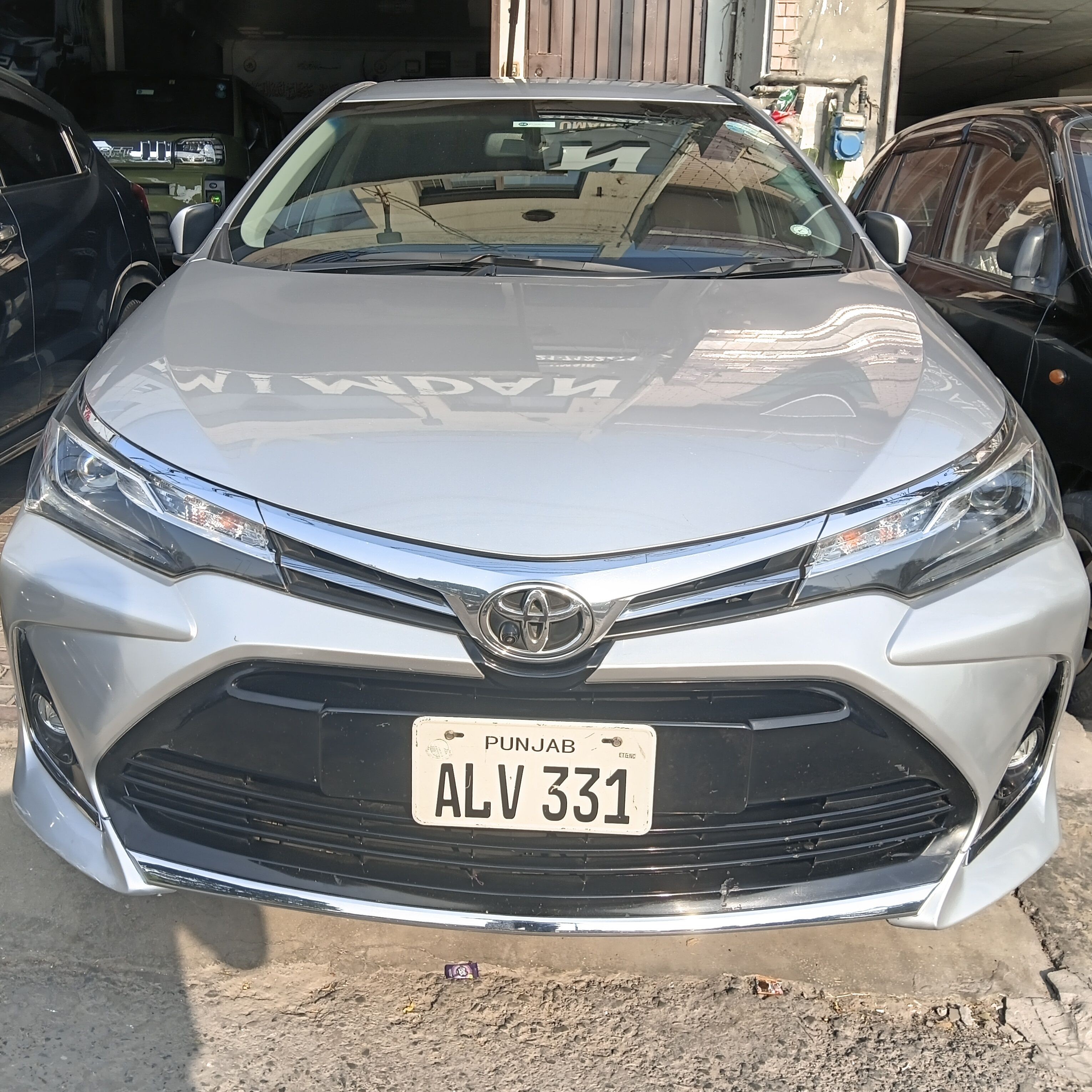 Toyota Corolla Altis Grande CVT-i 1.8 - photo 1