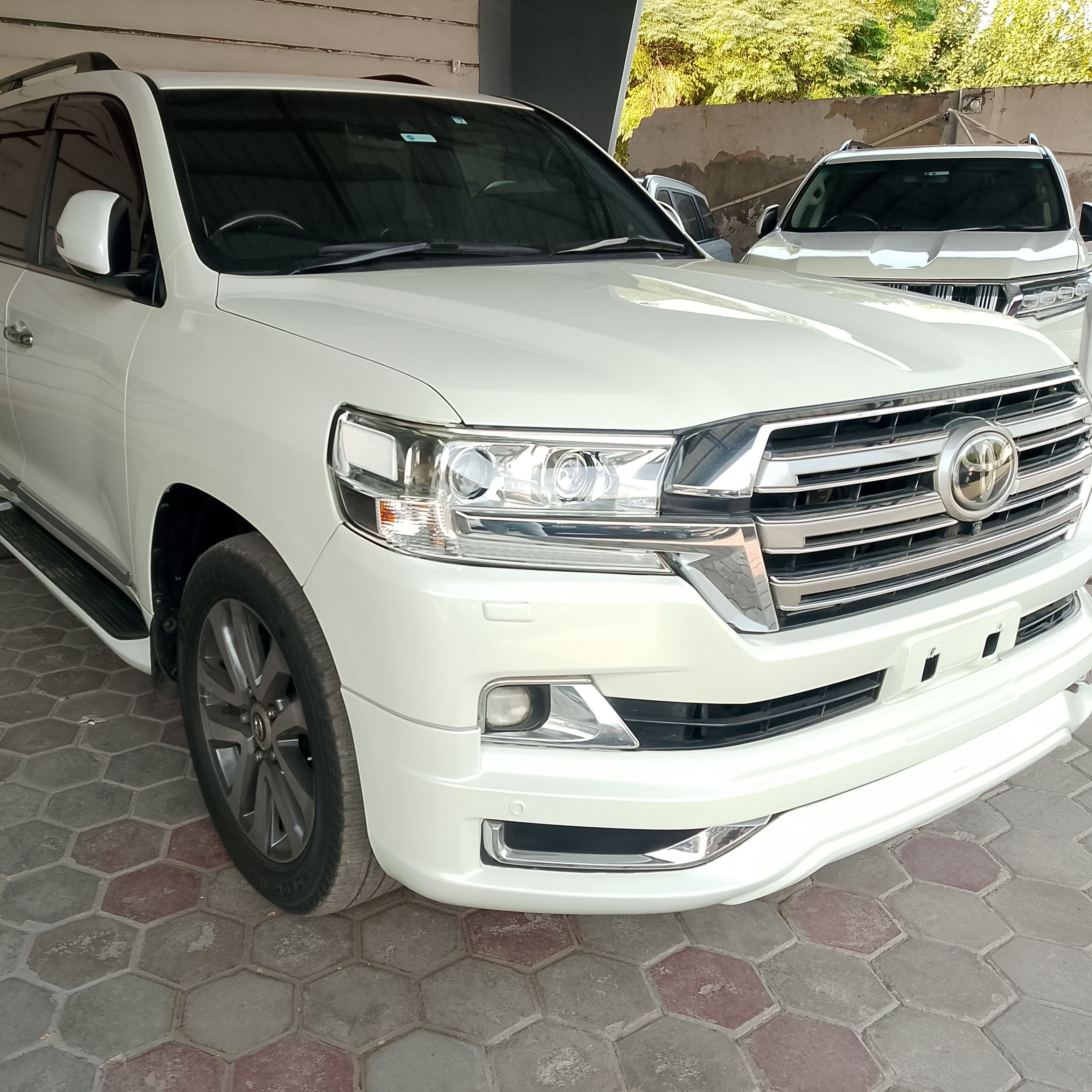 Toyota Toyota Land Cruiser ZX Gasoline 3.5L - photo 1