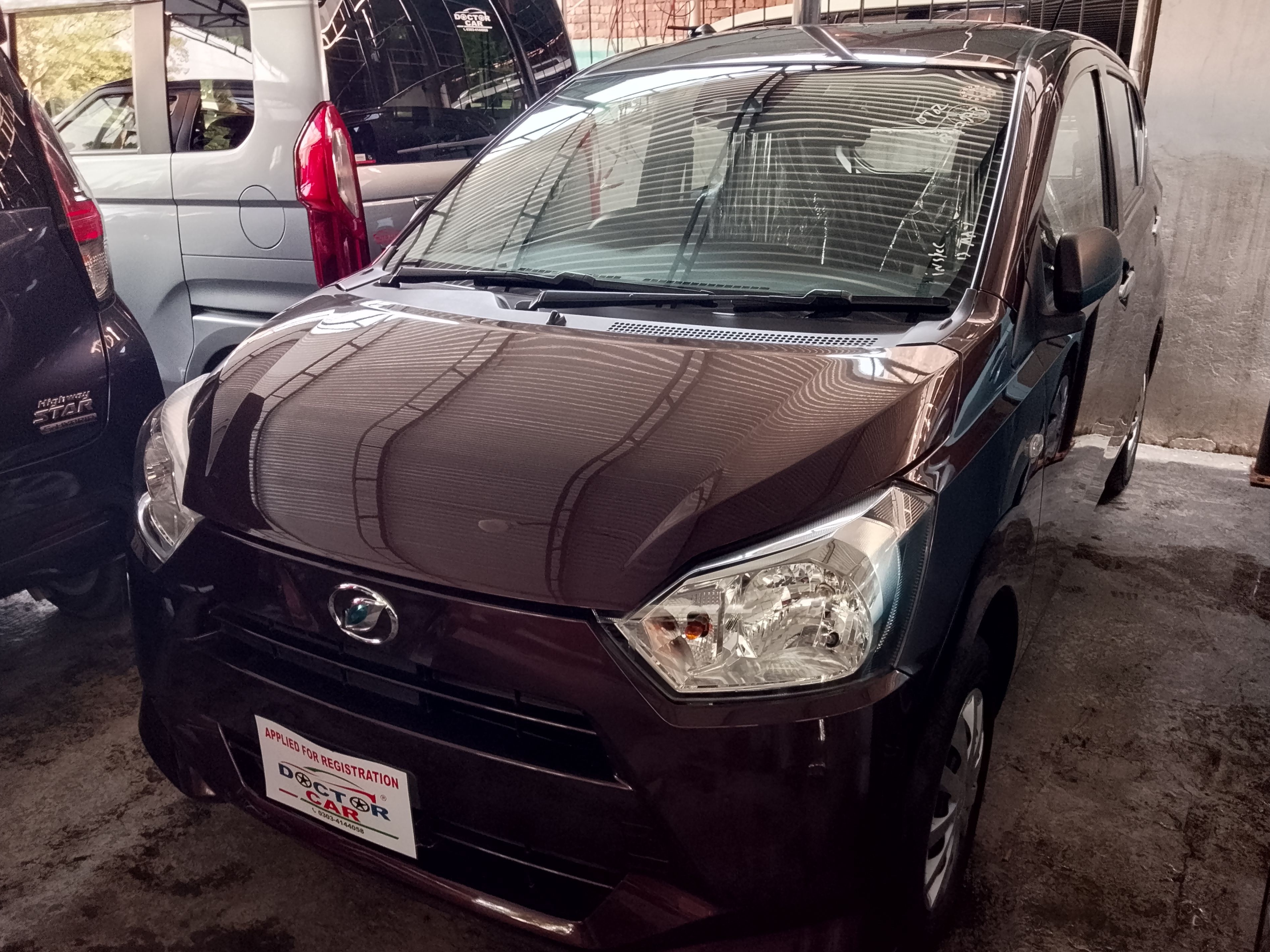 Daihatsu Mira B 658cc, Automatic, Petrol - photo 1