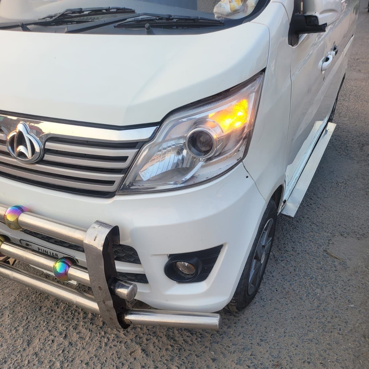 Changan Karvaan Plus 1.2 1243cc, Manual, Petrol - photo 1