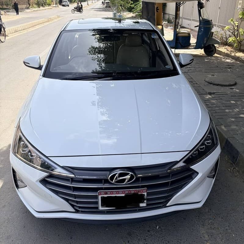 Hyundai Elantra GLS - photo 1