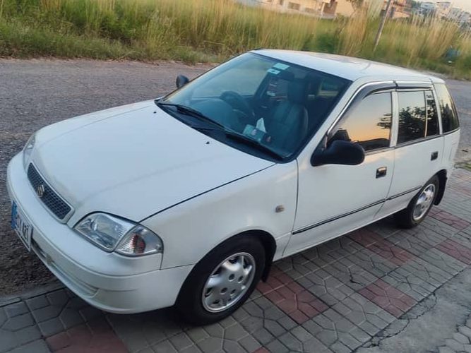 Suzuki Cultus