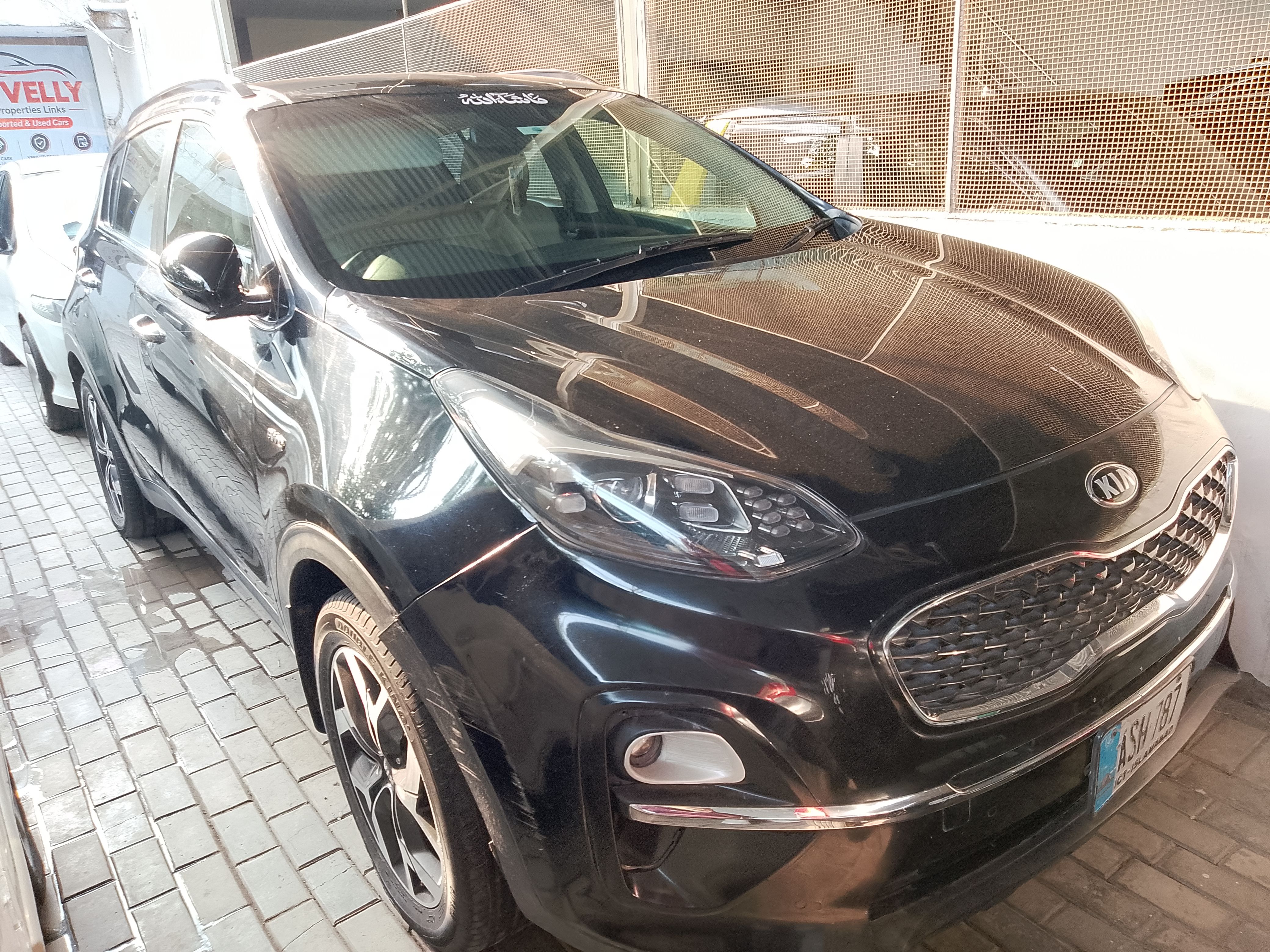 KIA Sportage AWD 1999cc, Automatic, Petrol - photo 1